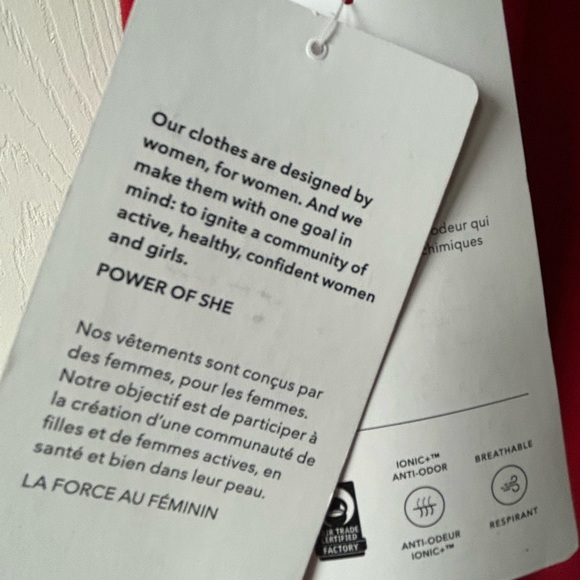 Athleta Activewear Top ❤️ - Picture 7 of 8